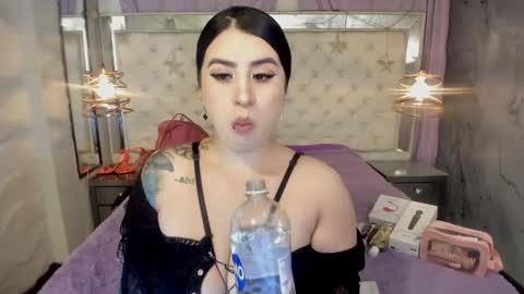 Snapshot of paulinabelen21 chatting on 12-14-25, 03:45 paulinabelen21 online show from 12-14-25, 03:45