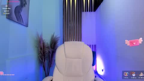 Snapshot of paulinabelle chatting on 12-22-25, 12:57 Paulina Belle online show from 12-22-25, 12:57