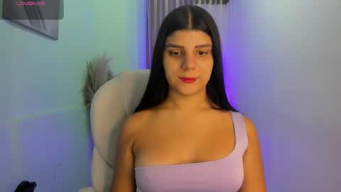 Snapshot of paulinabelle chatting on 01-13-26, 01:05 Paulina Belle online show from 01-13-26, 01:05