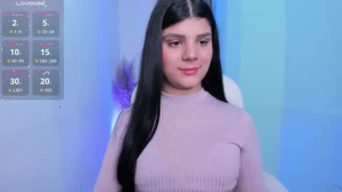 Snapshot of paulinabelle chatting on 02-19-26, 02:35 Paulina Belle online show from 02-19-26, 02:35