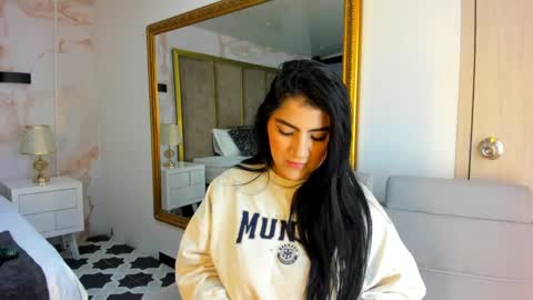 Paulina online show from 01-14-25, 11:10