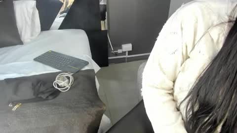 Paulina online show from 04-18-26, 11:47