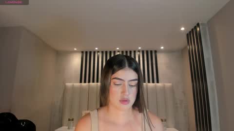 Paulina Santos  online show from 02-25-26, 07:23