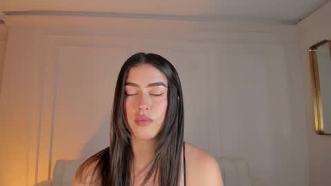 Paulina Santos  online show from 03-21-26, 07:17