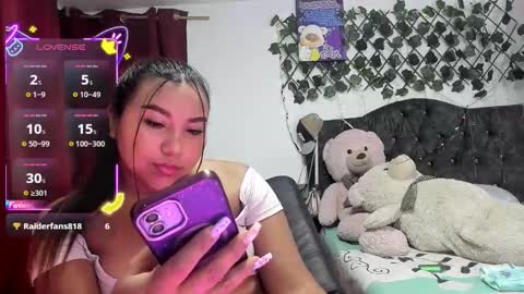 Snapshot of paulinaswan_ chatting on 10-10-25, 04:22 Paulina online show from 10-10-25, 04:22