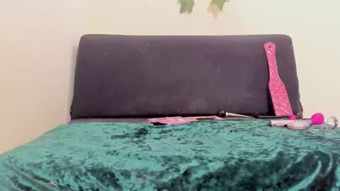 Snapshot of paulinches_love chatting on 02-02-26, 07:34 Paulinches online show from 02-02-26, 07:34