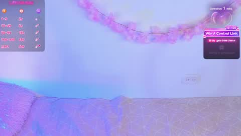 Snapshot of pauline_golden1 chatting on 03-04-25, 03:55 Pauline online show from 03-04-25, 03:55