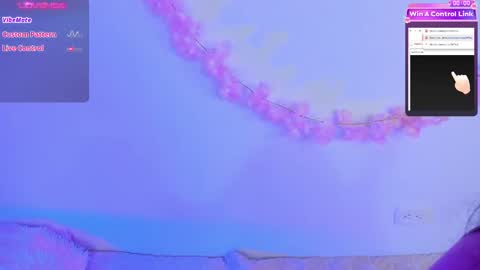 Snapshot of pauline_golden1 chatting on 03-12-25, 04:19 Pauline online show from 03-12-25, 04:19