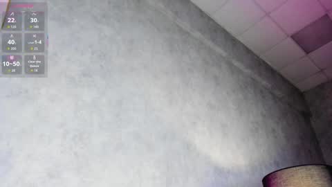 Snapshot of pauline_moore chatting on 12-19-25, 10:44 Erica online show from 12-19-25, 10:44