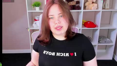 Erica online show from 05-03-26, 09:48