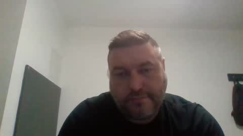 Snapshot of pauljr85 chatting on 06-08-26, 11:38 pauljr85 online show from 06-08-26, 11:38