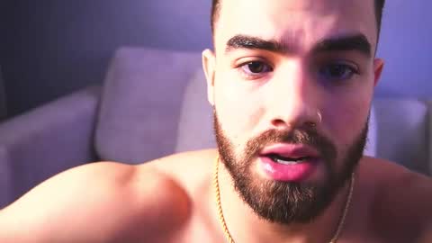 Snapshot of paulphoenix_ chatting on 11-03-25, 08:43 Paul Phoenix online show from 11-03-25, 08:43