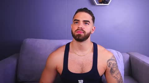 Snapshot of paulphoenix_ chatting on 12-14-25, 07:29 Paul Phoenix online show from 12-14-25, 07:29