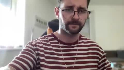 love bush online show from 09-11-25, 07:52