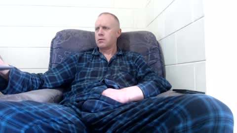 paulstevenson2064 online show from 08-06-26, 02:24