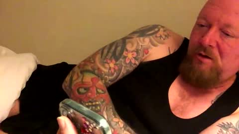 Snapshot of paulyb445 chatting on 10-29-25, 03:42 paulyb445 online show from 10-29-25, 03:42