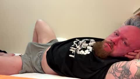 Snapshot of paulyb445 chatting on 12-16-25, 06:57 paulyb445 online show from 12-16-25, 06:57