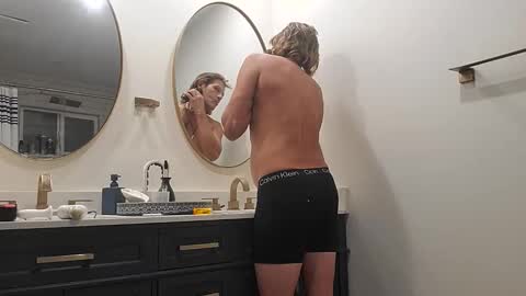 Snapshot of pavonesplash chatting on 12-01-25, 01:43 Pavone splash online show from 12-01-25, 01:43