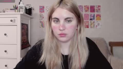 Allisses online show from 03-10-25, 06:23