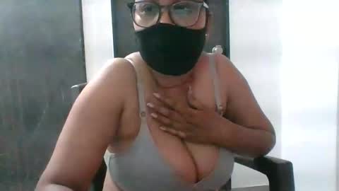 Payal online show from 06-27-26, 01:17