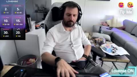 Snapshot of pc92160 chatting on 06-30-26, 03:35 pc92160 online show from 06-30-26, 03:35