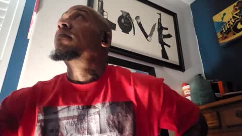 Snapshot of pcuddy3 chatting on 06-01-26, 02:41 Phenomenal online show from 06-01-26, 02:41