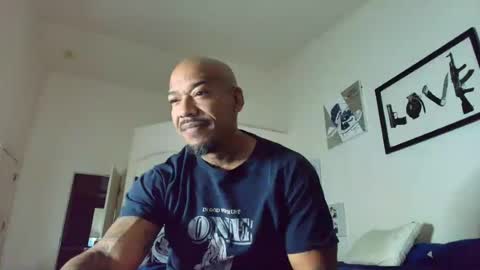 Snapshot of pcuddy3 chatting on 08-03-26, 12:32 Phenomenal online show from 08-03-26, 12:32