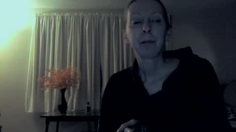 Snapshot of peacelovesexwine chatting on 02-06-26, 11:41 Peace online show from 02-06-26, 11:41