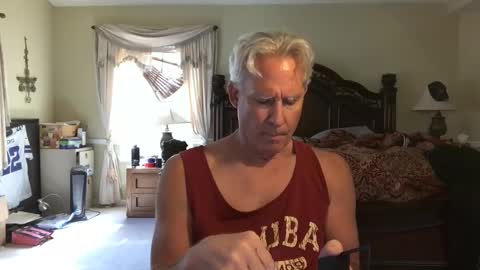 peacemakerone1 online show from 10-28-25, 07:16