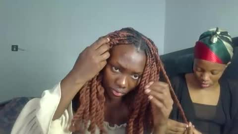 Snapshot of peach_ebonny chatting on 06-08-26, 05:08 peach_ebonny online show from 06-08-26, 05:08