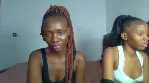 Snapshot of peach_ebonny chatting on 06-09-26, 06:25 peach_ebonny online show from 06-09-26, 06:25