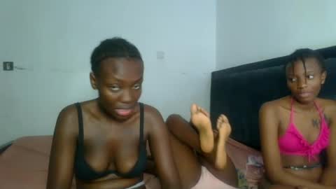 Snapshot of peach_ebonny chatting on 06-30-26, 10:44 peach_ebonny online show from 06-30-26, 10:44
