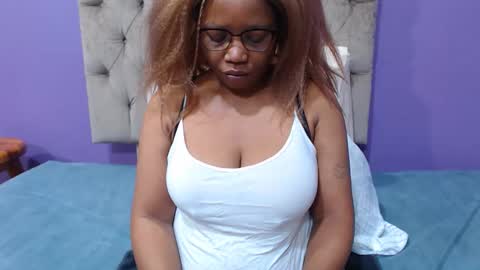 Snapshot of peachassxx chatting on 04-26-26, 05:38 peachy online show from 04-26-26, 05:38
