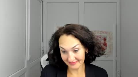 Christina online show from 07-20-26, 10:39