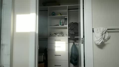 Snapshot of peacheekitty chatting on 11-30-25, 07:29 Effyyyyy online show from 11-30-25, 07:29