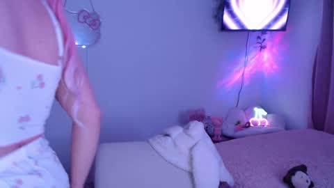 Snapshot of peacherry_ chatting on 02-01-25, 01:34 peacherry_ online show from 02-01-25, 01:34