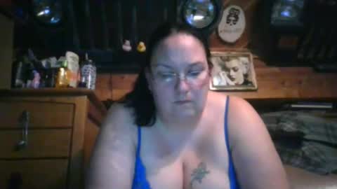 Snapshot of peachtree197 chatting on 12-03-24, 01:41 peachtree197 online show from 12-03-24, 01:41