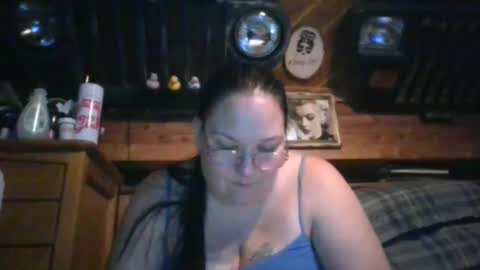 Snapshot of peachtree197 chatting on 12-20-24, 03:25 peachtree197 online show from 12-20-24, 03:25