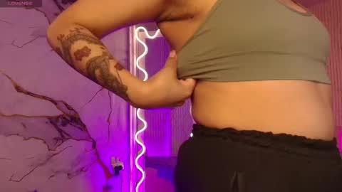 peachy_tay online show from 03-19-26, 11:36