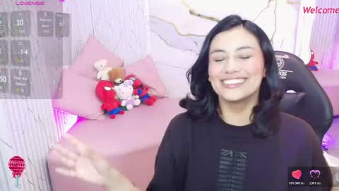 Snapshot of peachy_tay chatting on 05-10-26, 11:37 peachy_tay online show from 05-10-26, 11:37