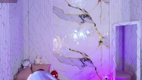 Snapshot of peachy_tay chatting on 05-25-26, 11:38 peachy_tay online show from 05-25-26, 11:38