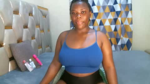 Snapshot of peachygirl255 chatting on 05-05-26, 09:34 Peachy online show from 05-05-26, 09:34