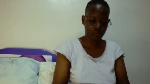 Snapshot of peacockxx chatting on 04-01-26, 04:46 peacockxx online show from 04-01-26, 04:46