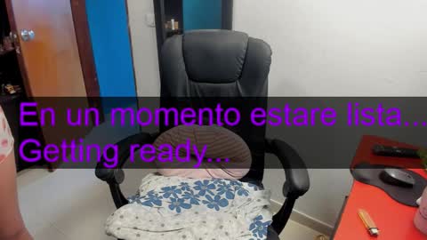 Tangerine Penaut online show from 02-22-26, 01:20