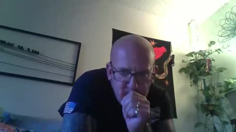 Snapshot of peanutbutterandjealous1 chatting on 05-15-26, 01:29 peanutbutterandjealous1 online show from 05-15-26, 01:29