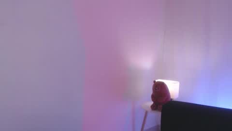 LILLY online show from 02-20-25, 01:25