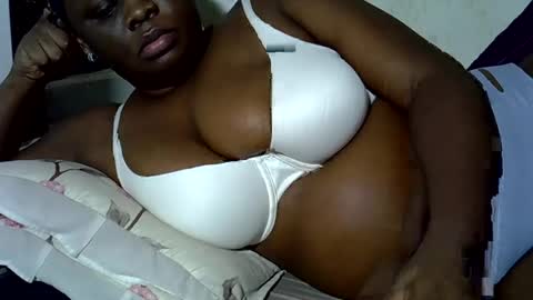 Keci online show from 04-13-26, 03:17