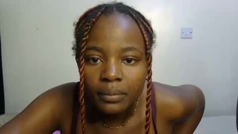 Snapshot of pearl_velvet chatting on 11-16-25, 05:40 vel online show from 11-16-25, 05:40