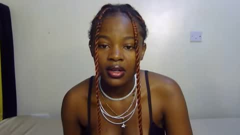 Snapshot of pearl_velvet chatting on 11-17-25, 02:56 vel online show from 11-17-25, 02:56