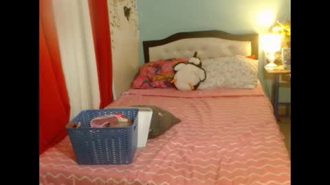 pearlaofasia21 online show from 02-08-25, 09:35